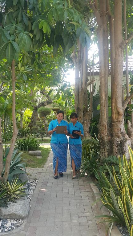 Kampoeng Nelayan Hotel 팔루 외부 사진